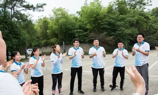 չѵ