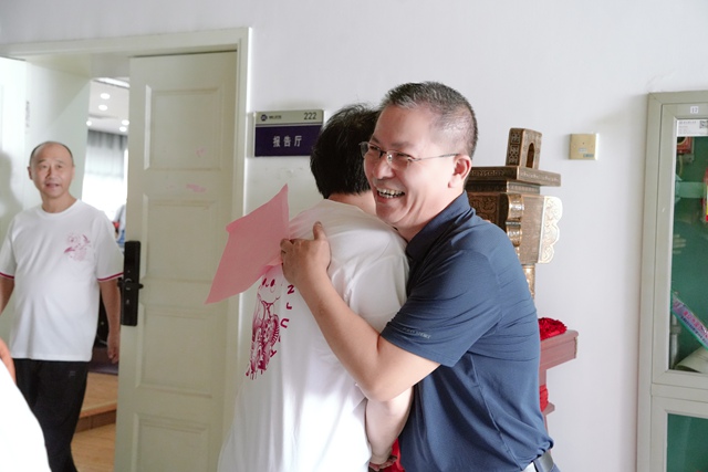 ������У�Ѿۻ�