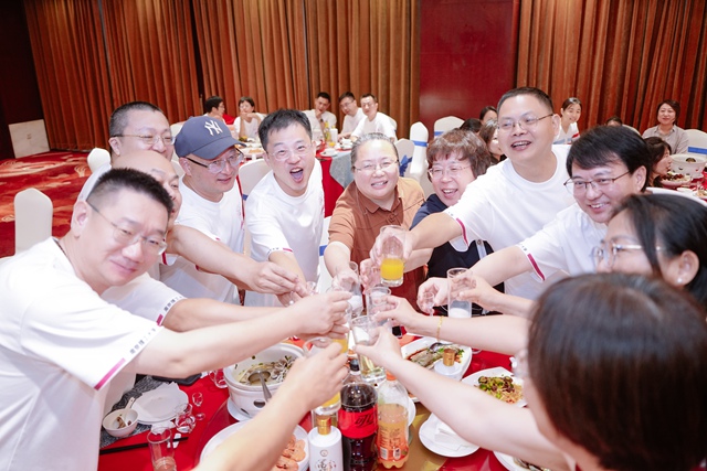 ������У�Ѿۻ�