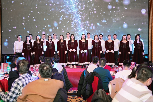 ����չ�񣬾�оͬ�С����Ϲ�չ��2024���ʢ���ʵ